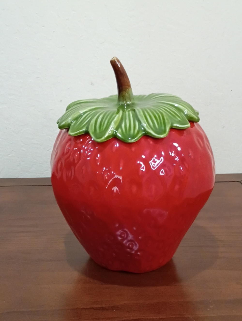 California Originals Strawberry Cookie Jar #8215 - Vintage!